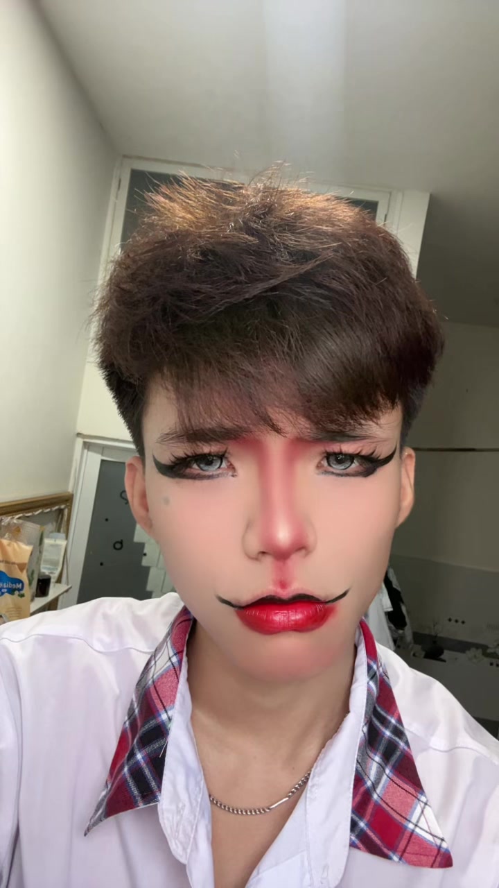 @xinh g&aacute;i mặt mộc