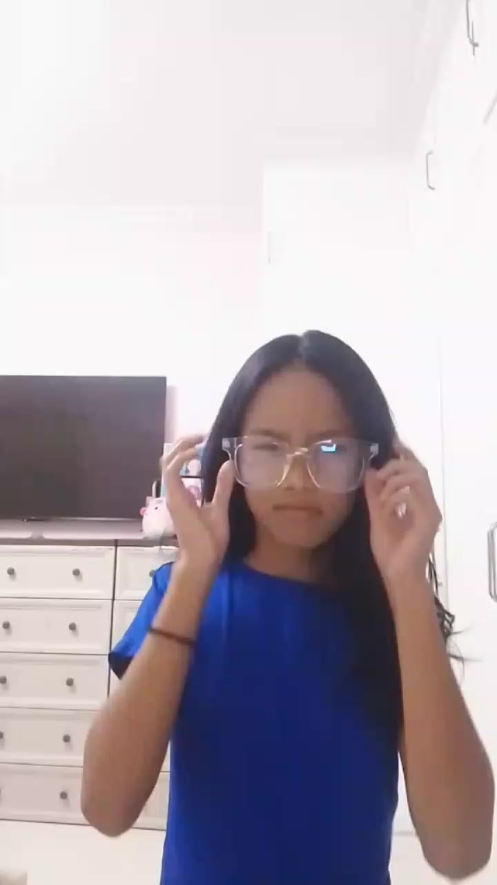 @˃͈◡˂͈its_mxil˃͈◡˂͈