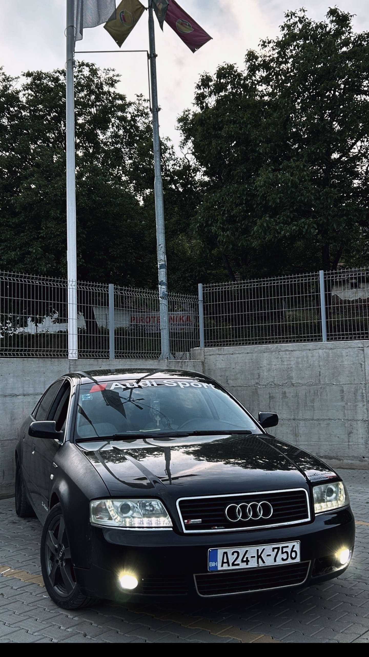 @AUDI SMRTI😈