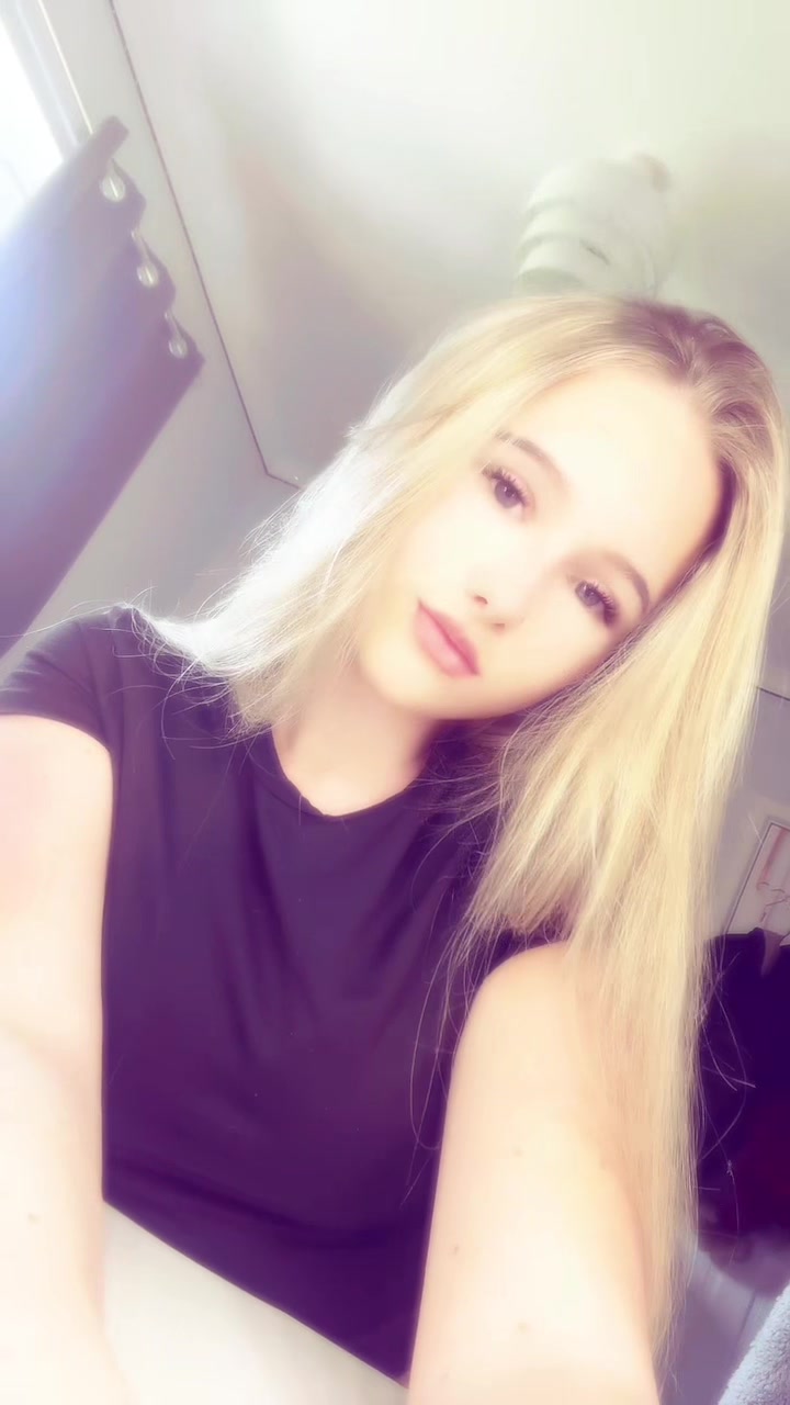 @ꨄ