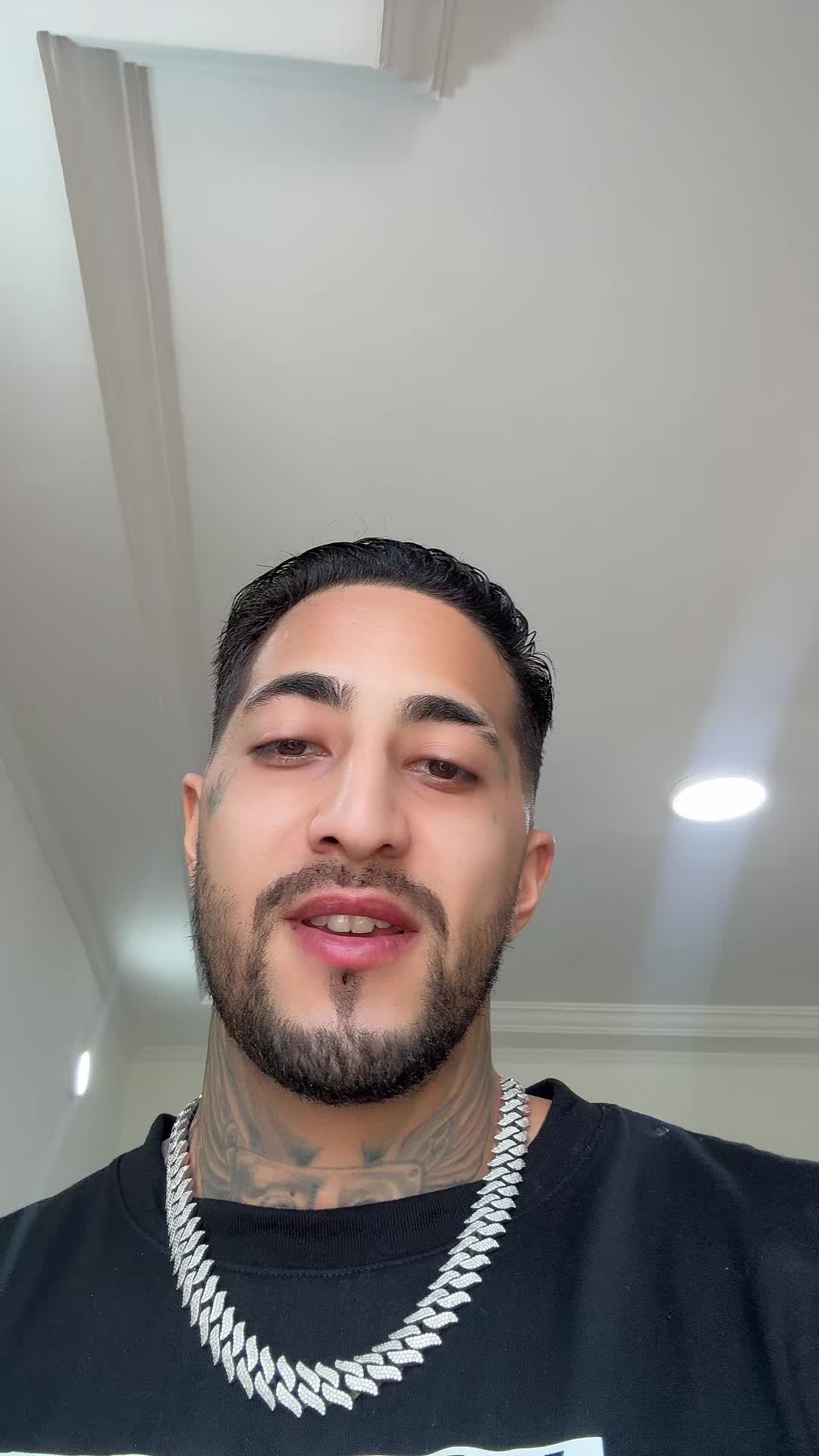 @Neutro Shorty