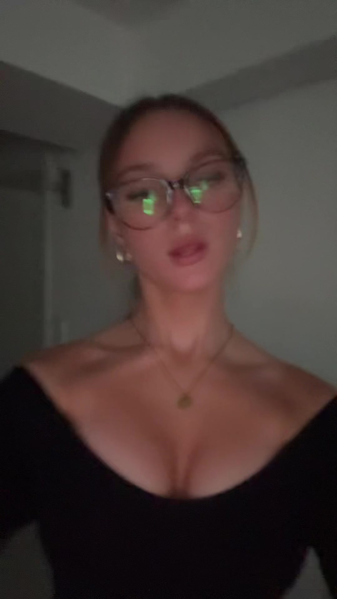 @𝐂𝐡𝐚𝐫𝐥𝐨𝐭𝐭𝐞