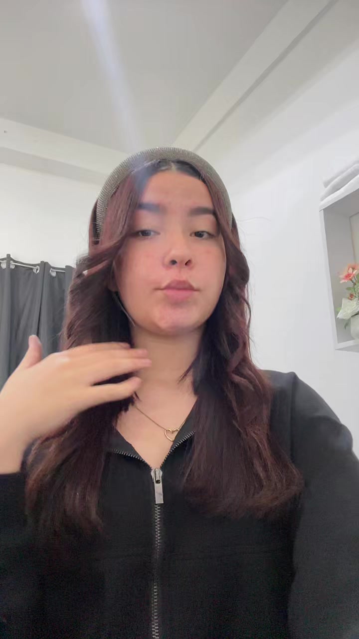 @𝓛🧿
