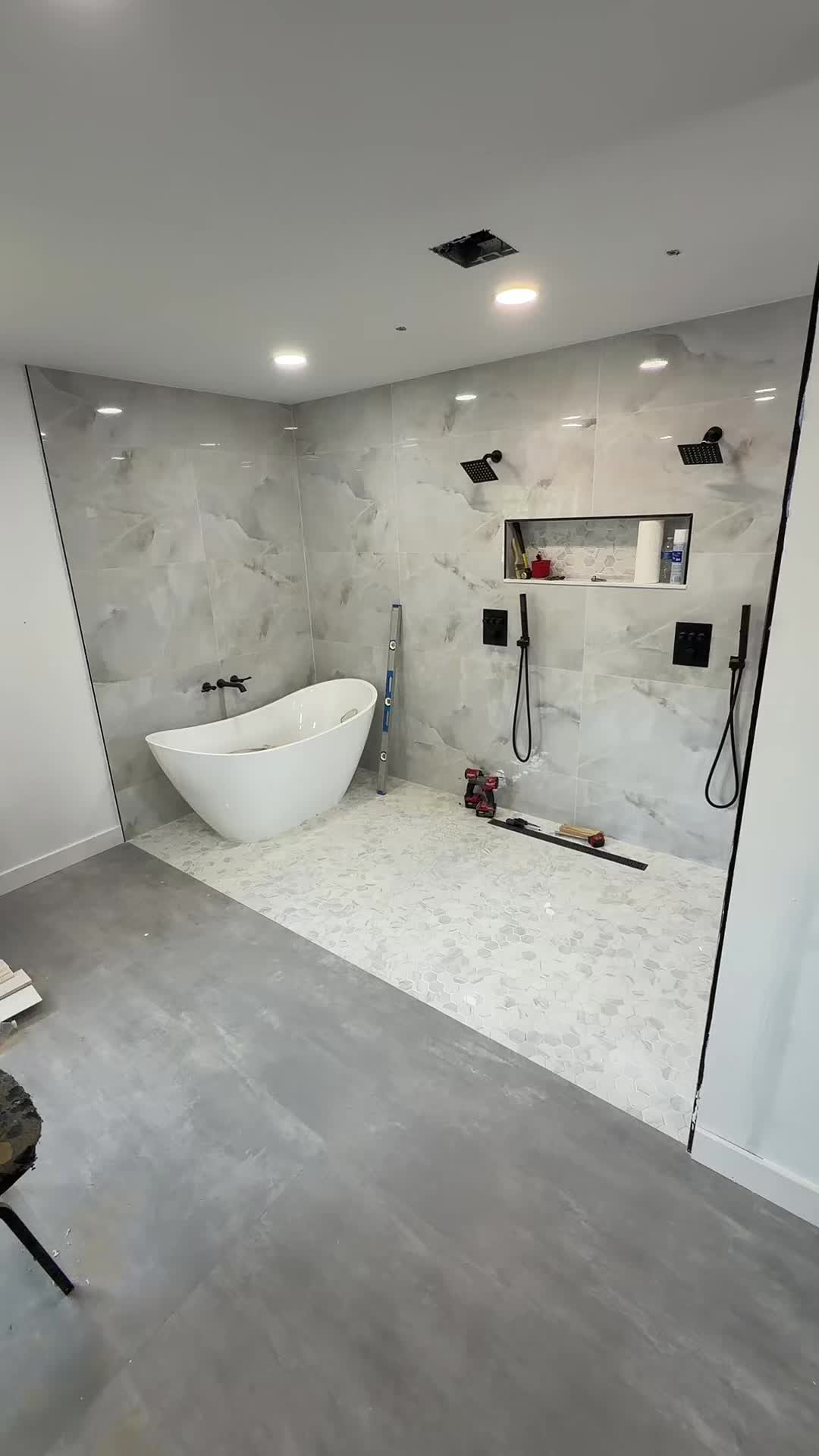 @Lion Shower Doors
