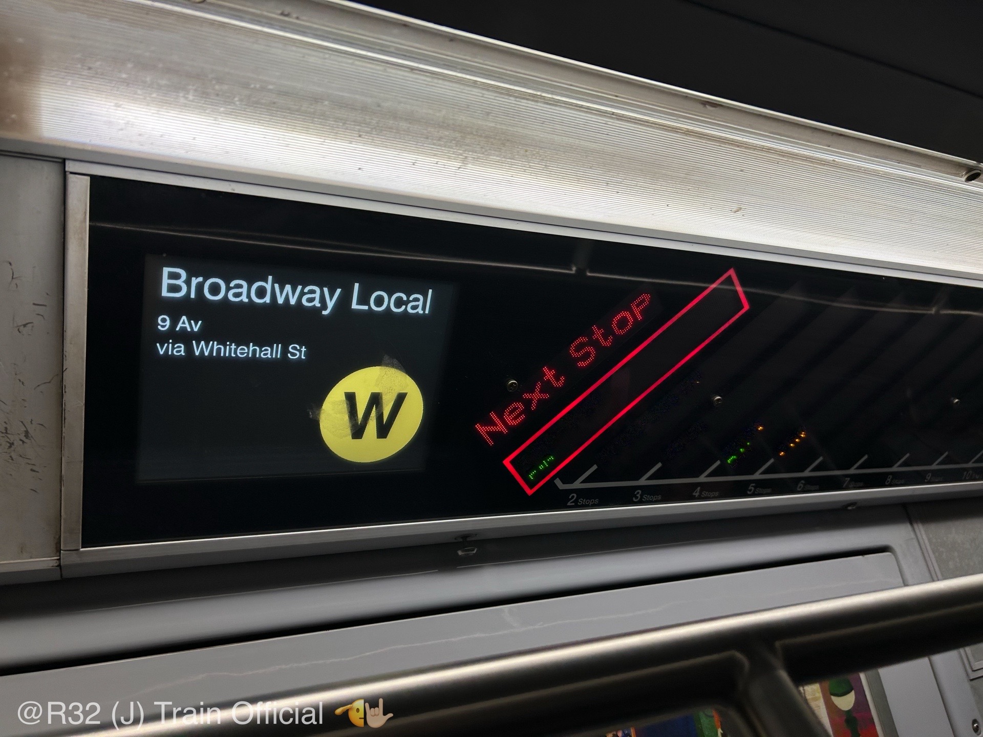 @R32 (J) train official