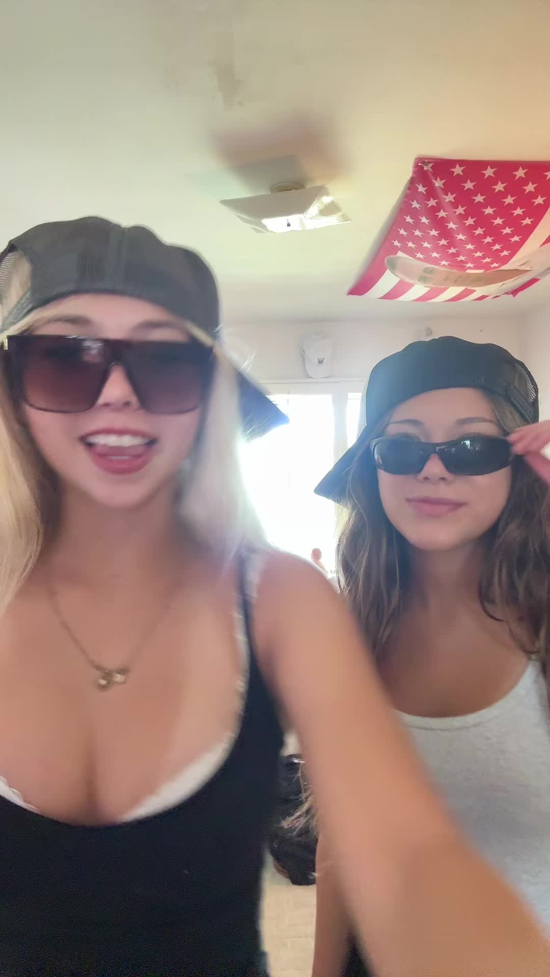 @spam😚