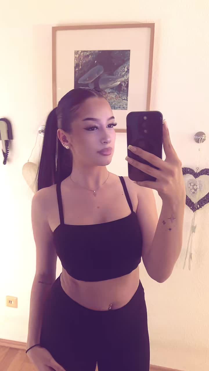 @Andjela