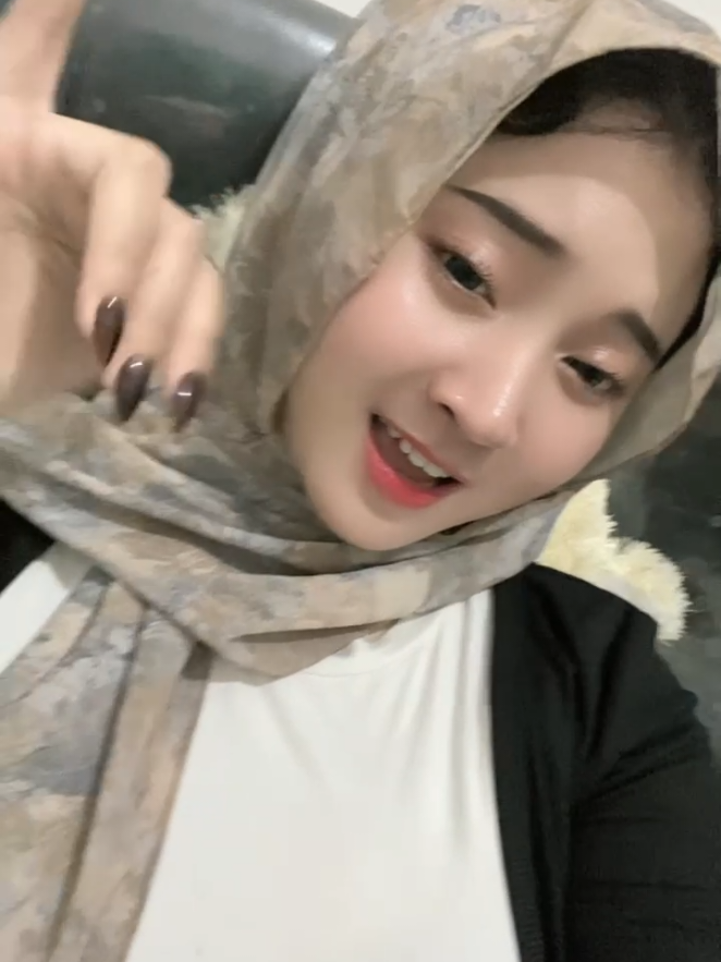 @kailaaura