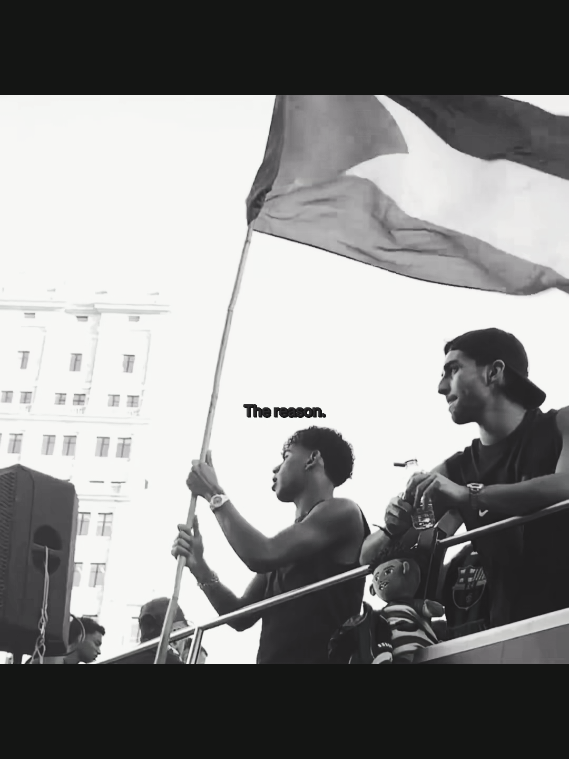 @𝐈𝐚𝐧𝐢𝐬𝐬 🇷🇴