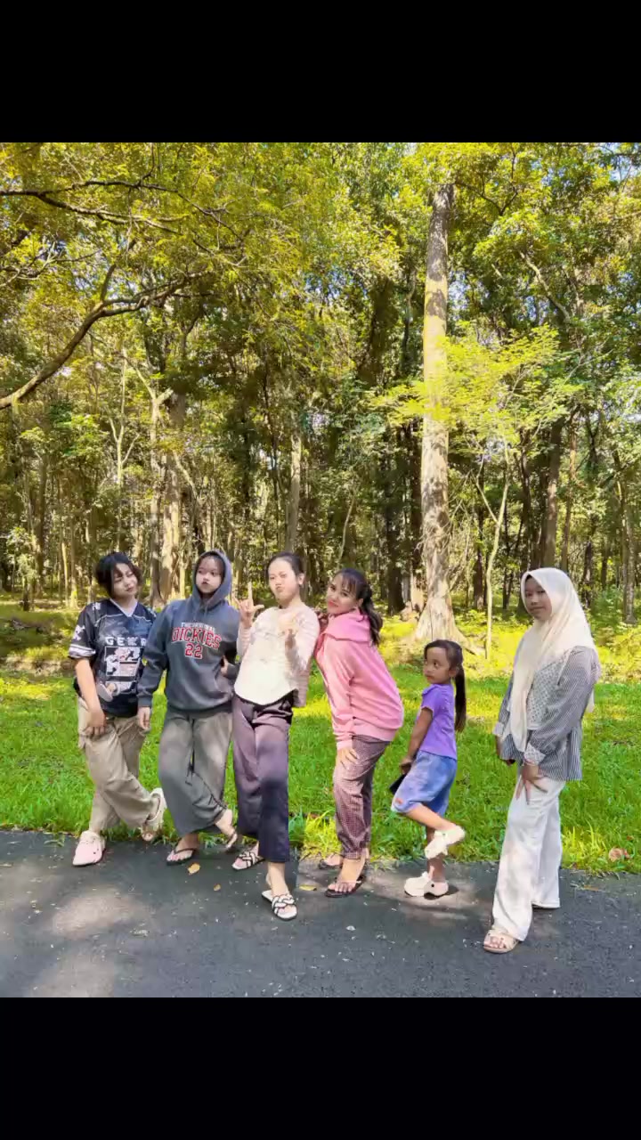 @Rona_Aprilya 🇮🇩
