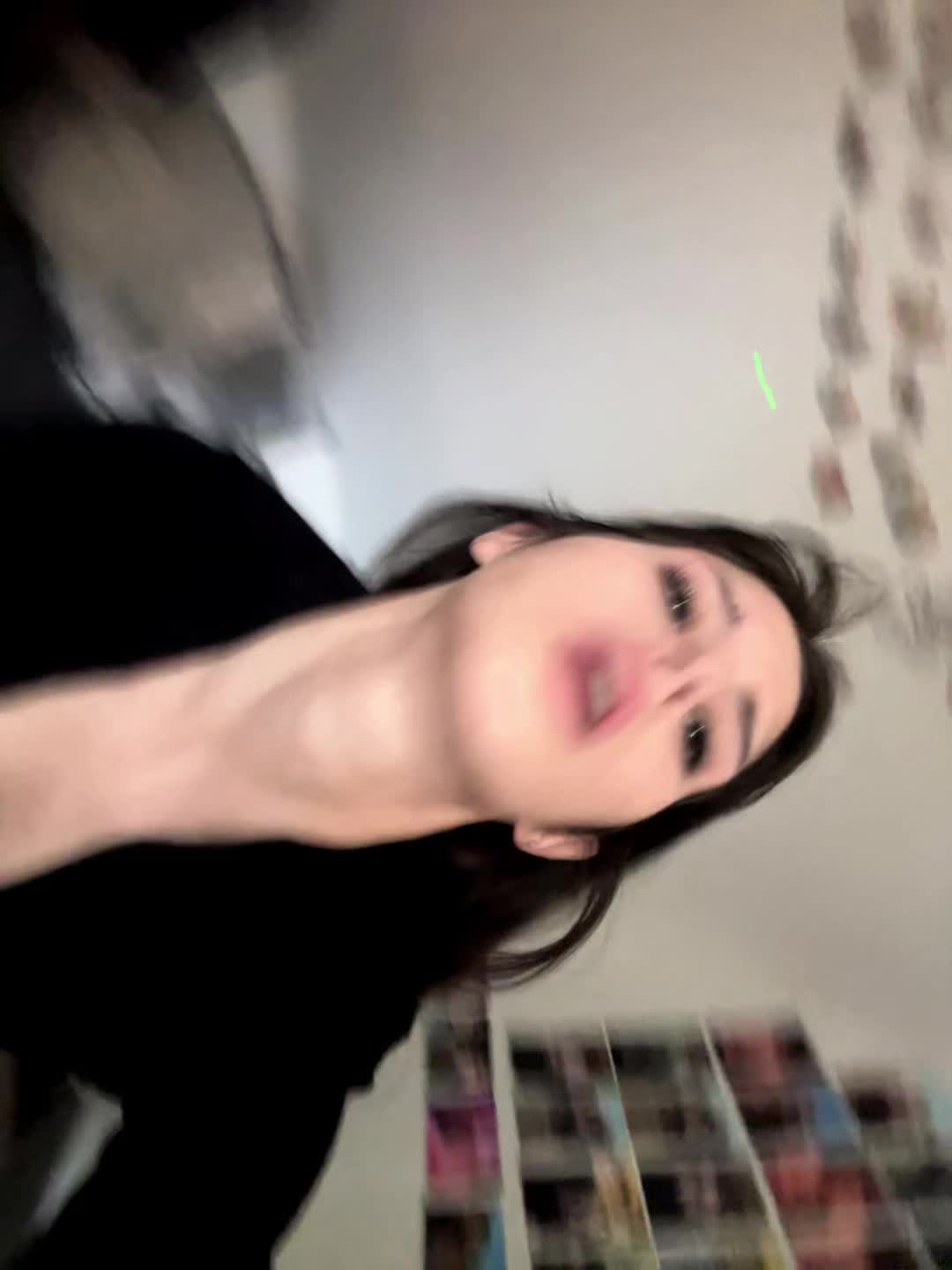 @Maxi