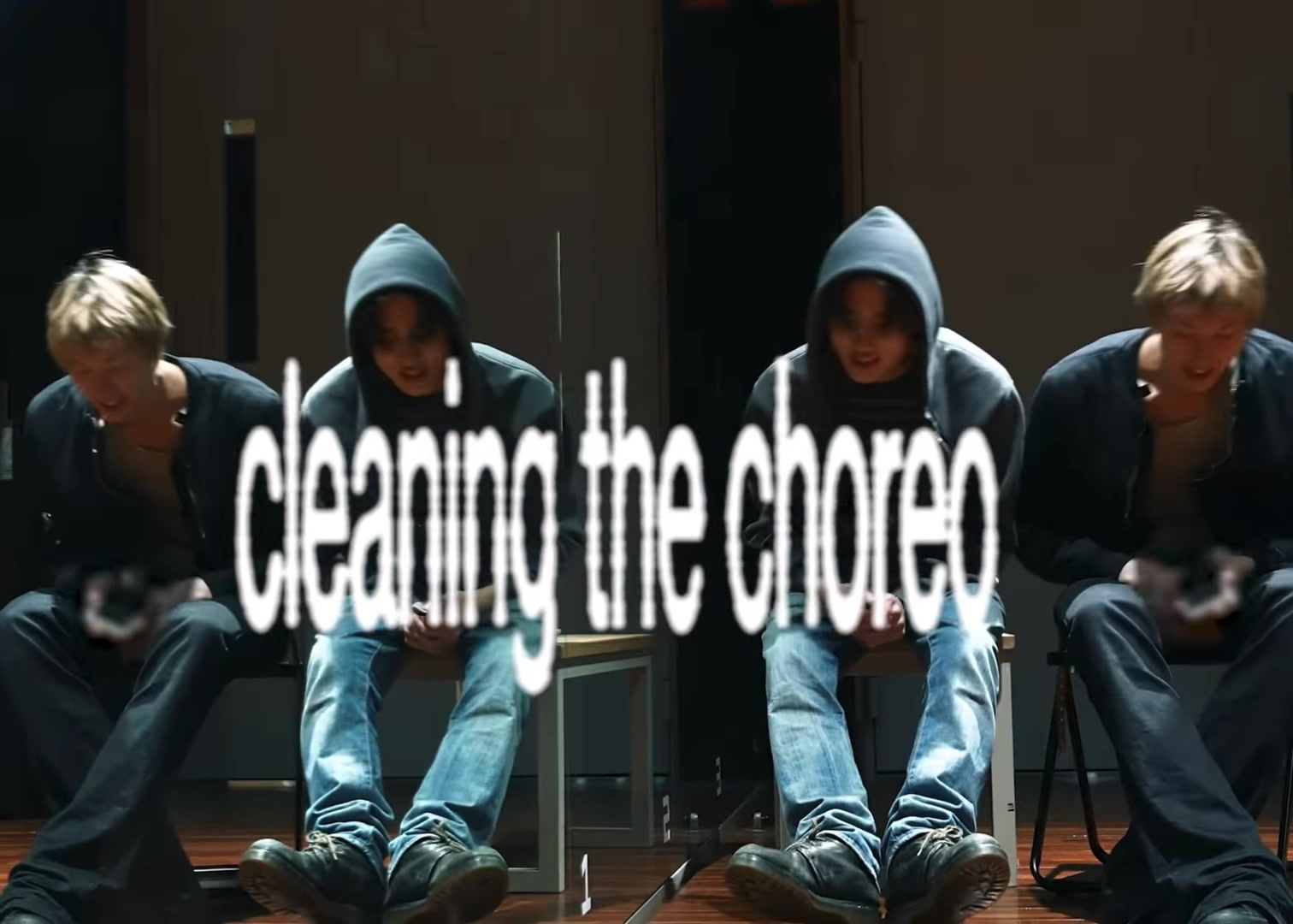 @✰