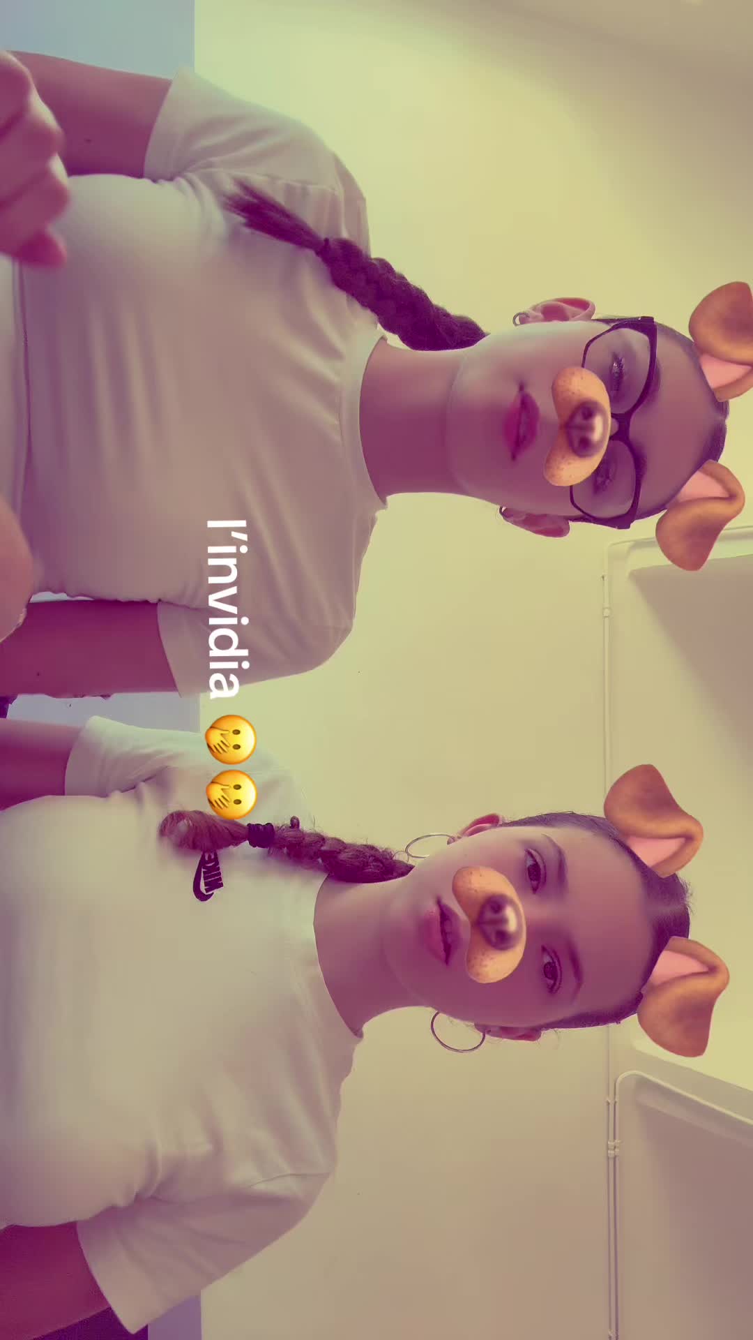 @la riccia e la liscia😘