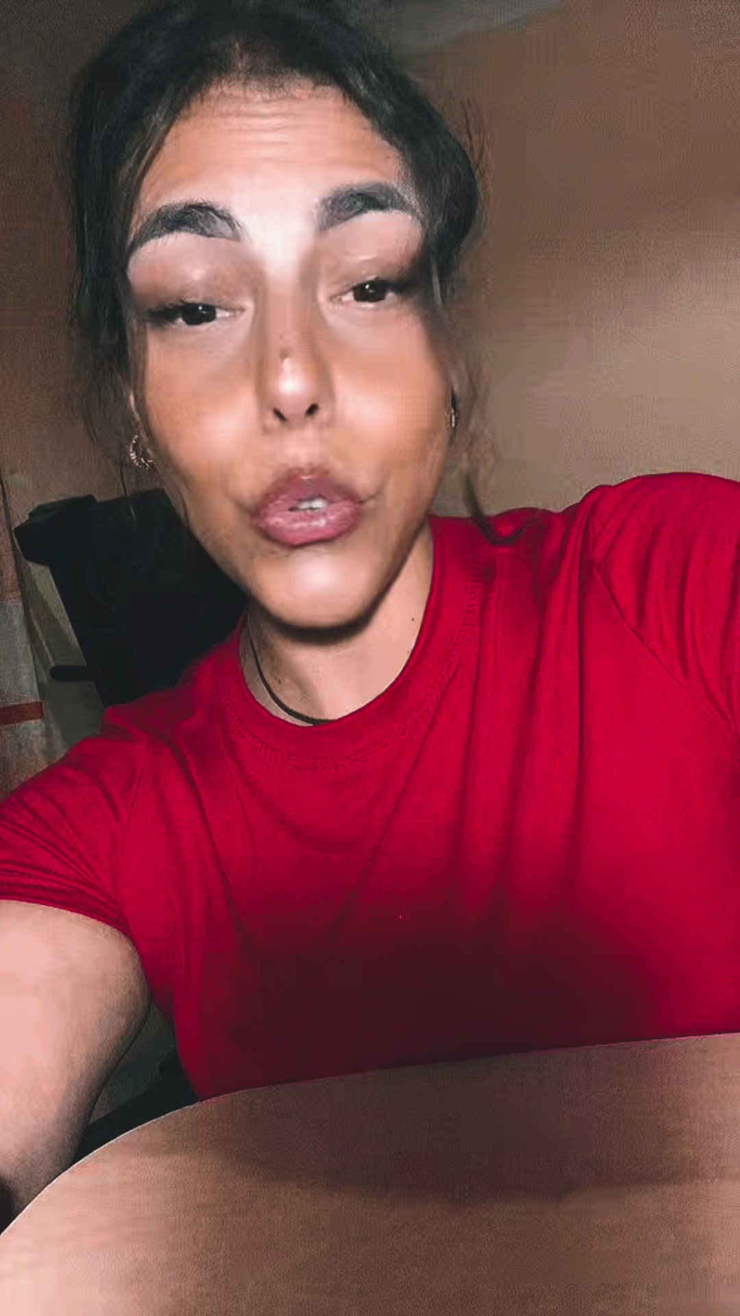 @R____ella