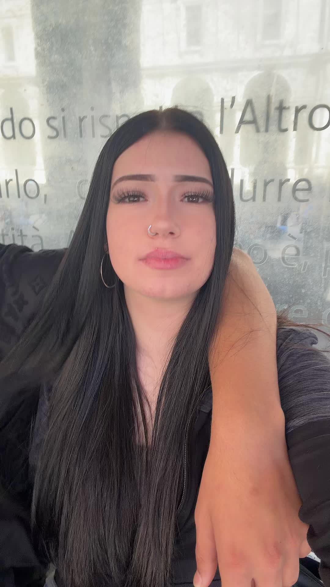 @rrebeccaarinii
