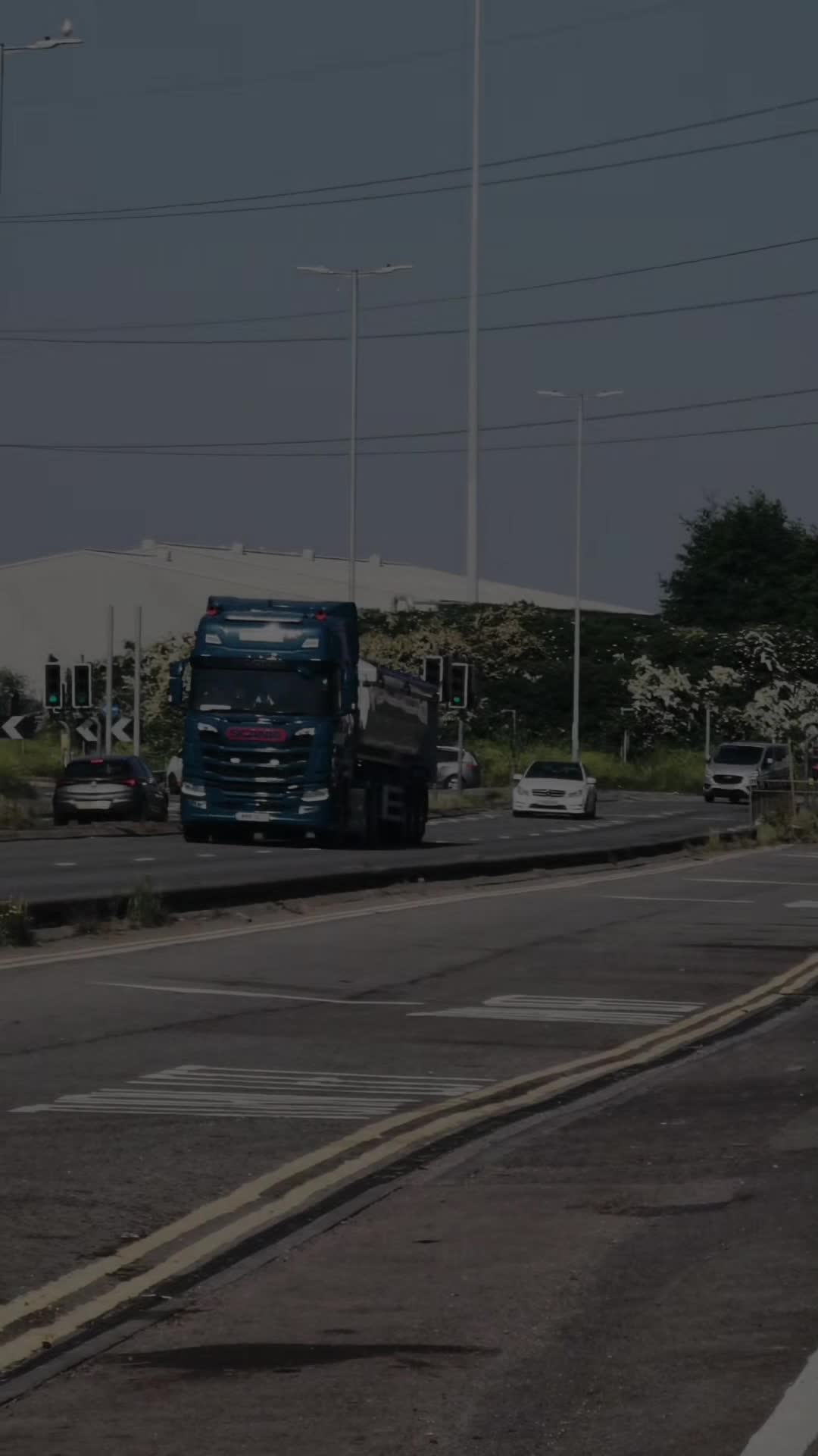 @truckingwithavandkj