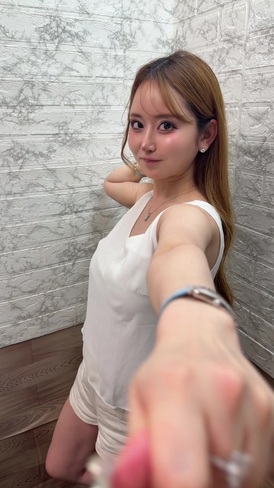 @えれにゃん🐹👼🍾銀座