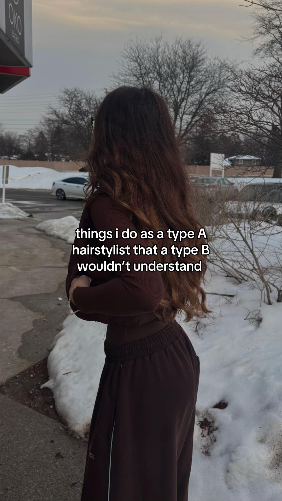 @Mya Groves | HAIRSTYLIST