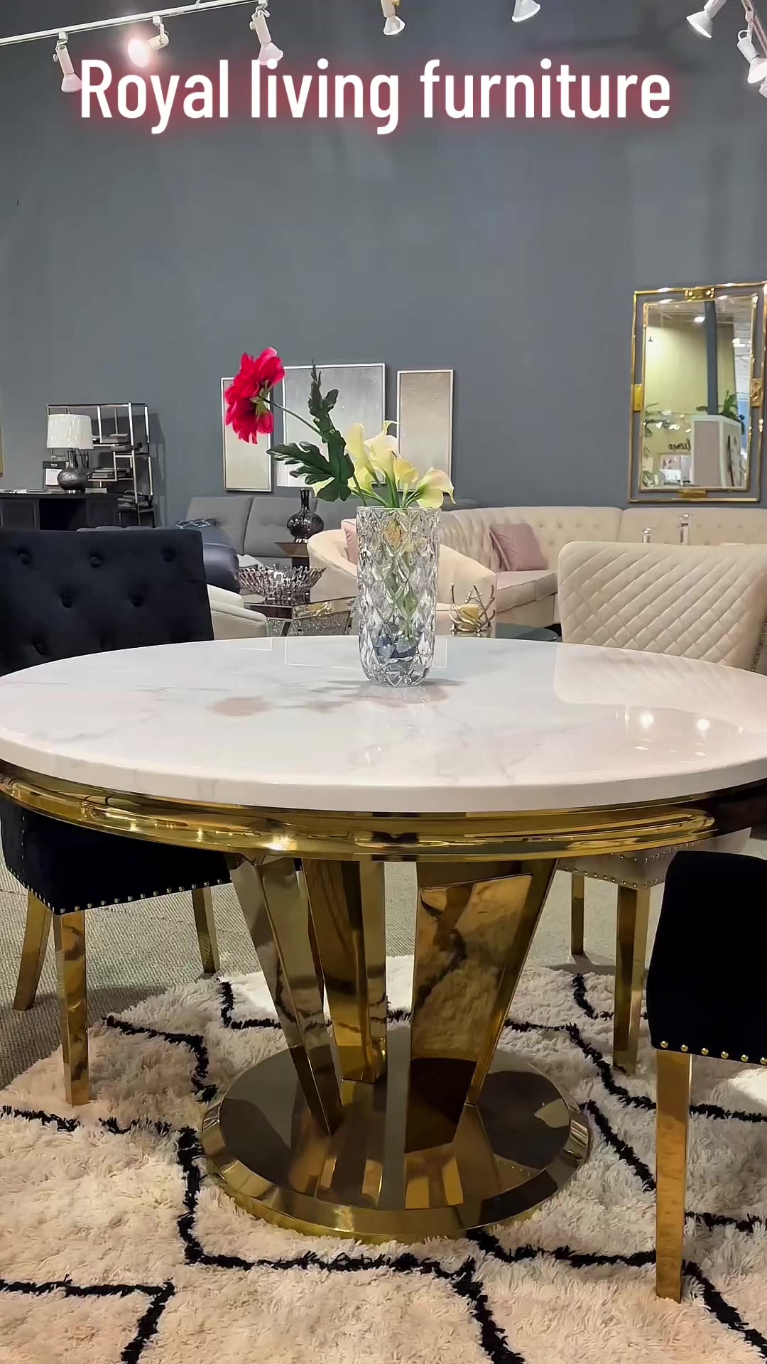 @Royal living furniture