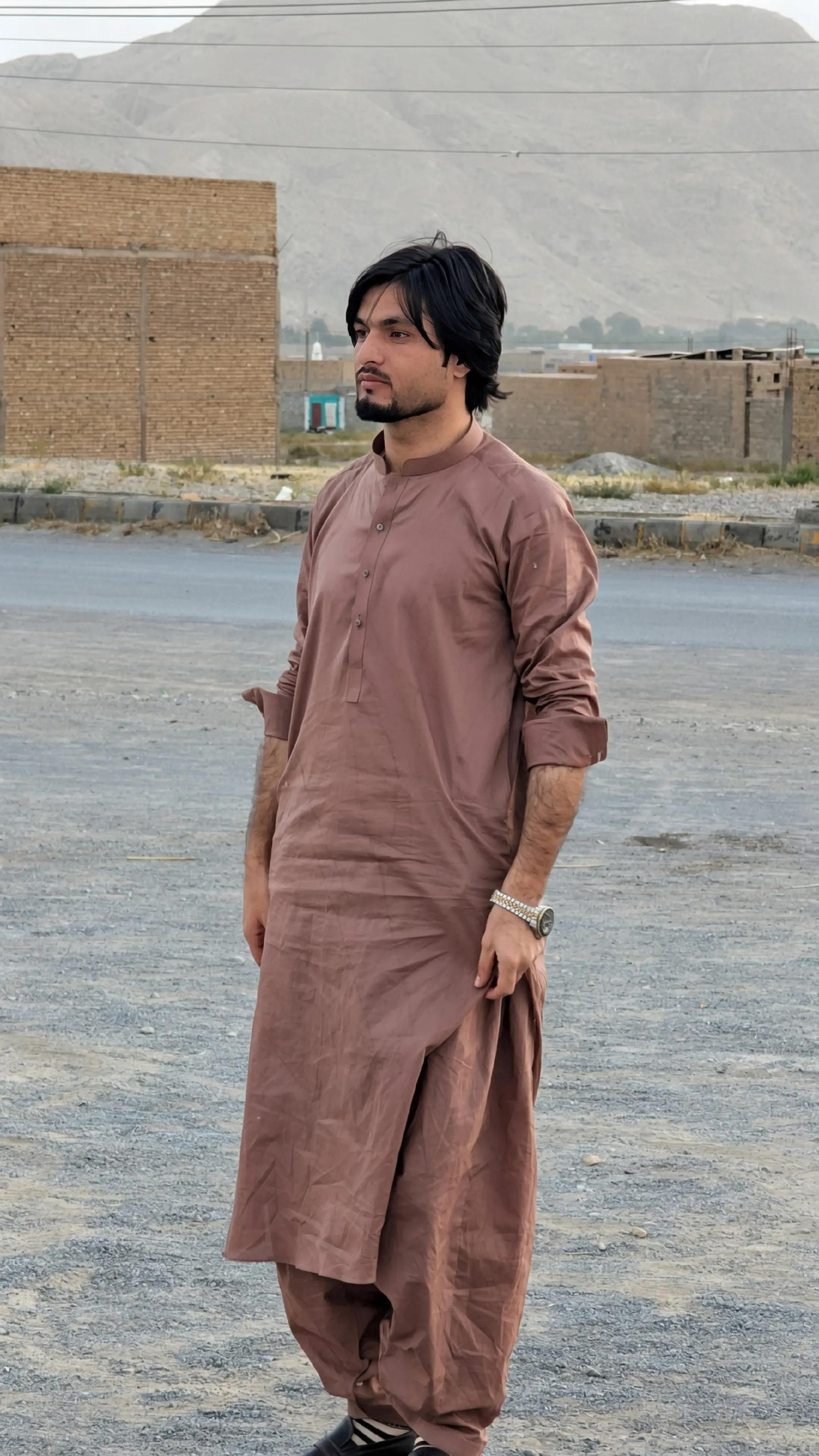 @HasEeb JaN 2 Account 🤍
