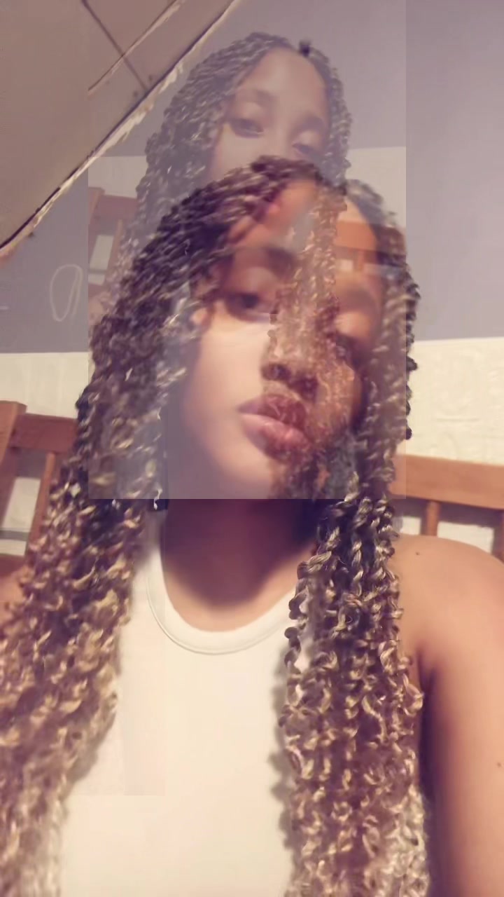 @chavii