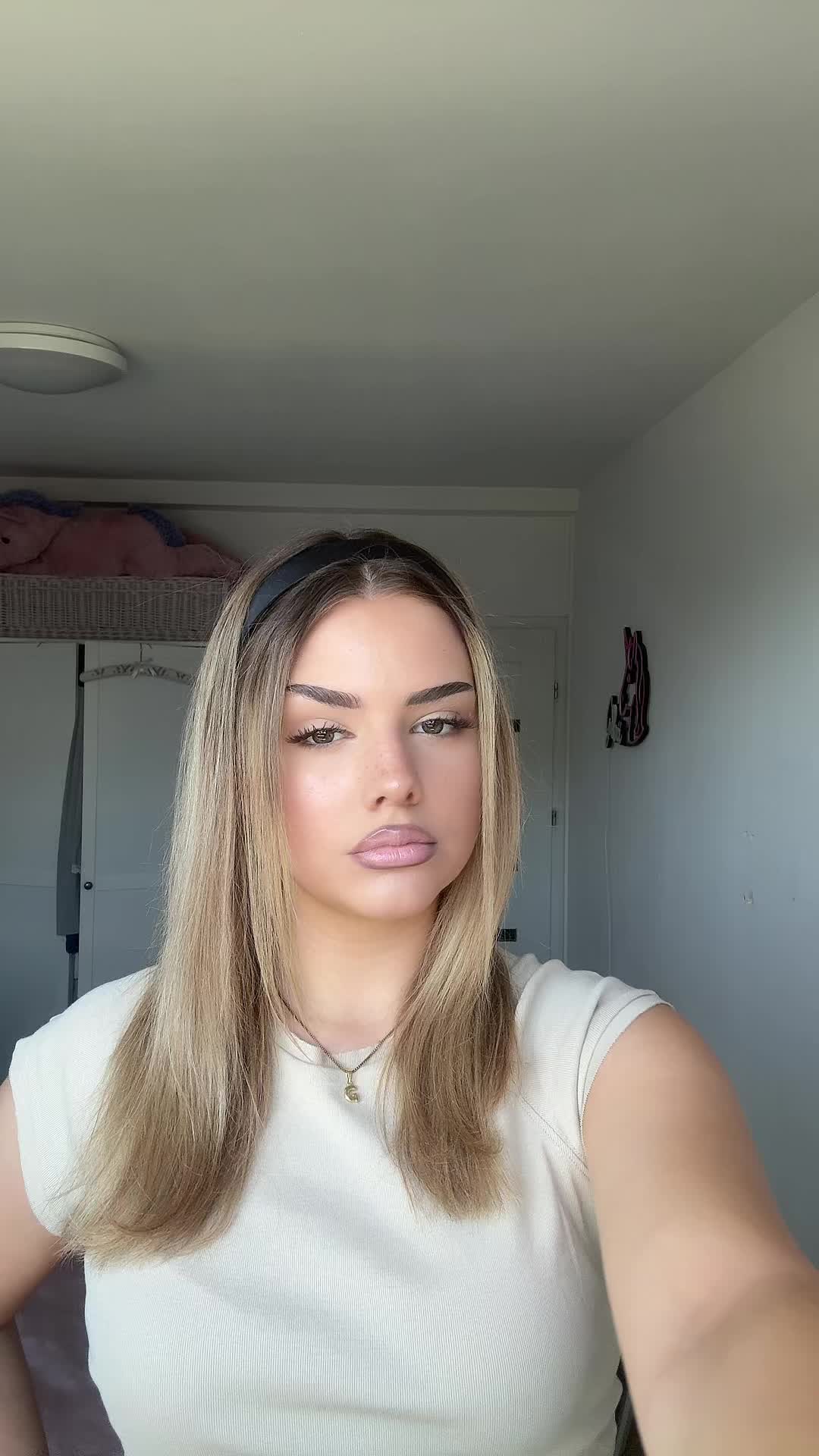 @𝑔𝓅𝓊𝒸𝒽𝒶𝓁𝓈𝓀𝒶_