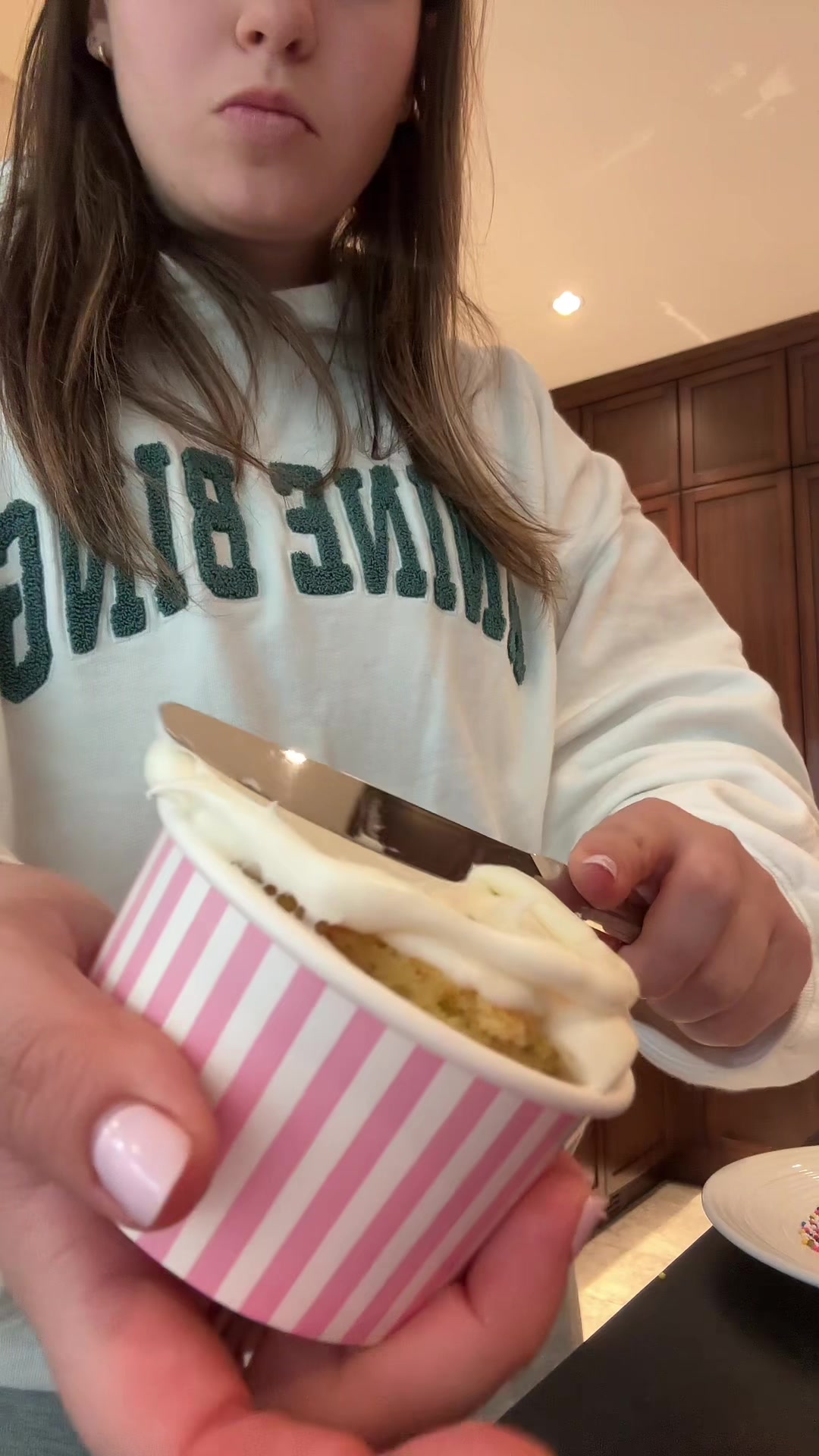 @sixgirlswithnojob