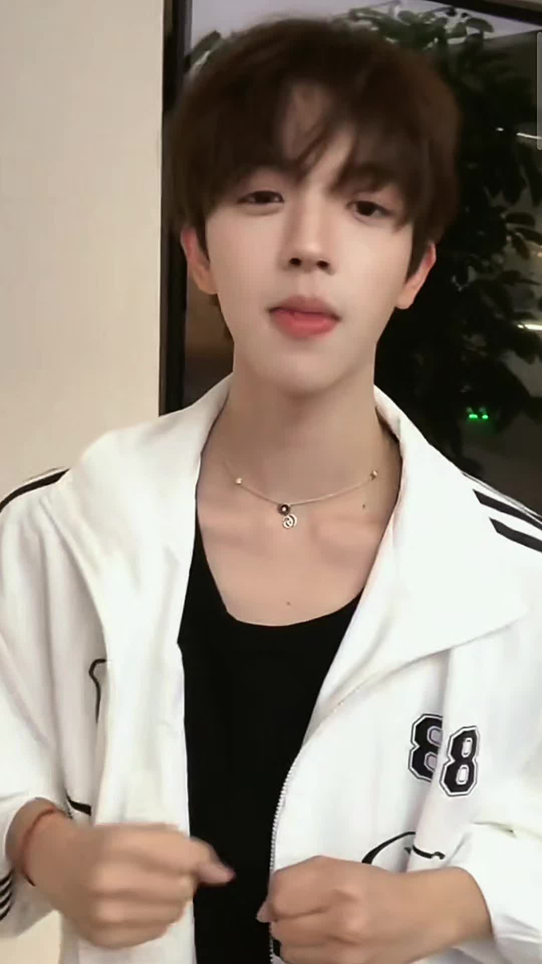 @๐