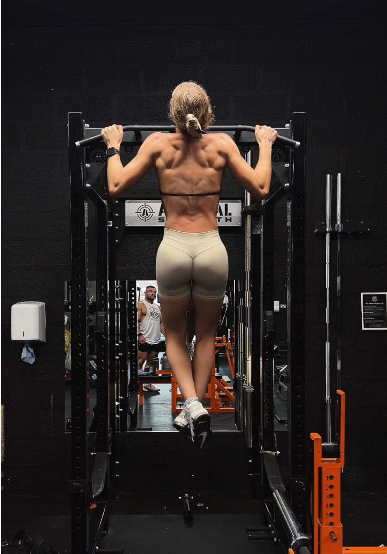 @ellourafit