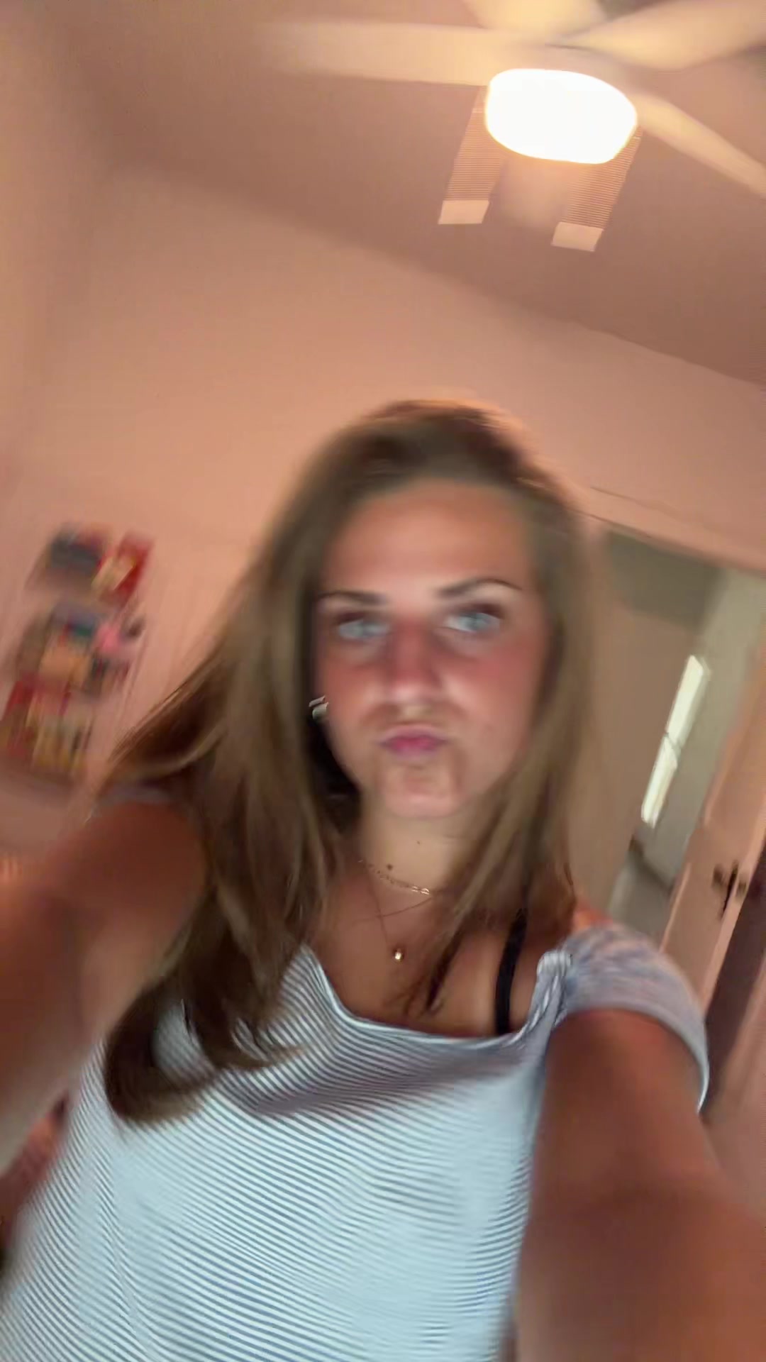 @Elly_spamm