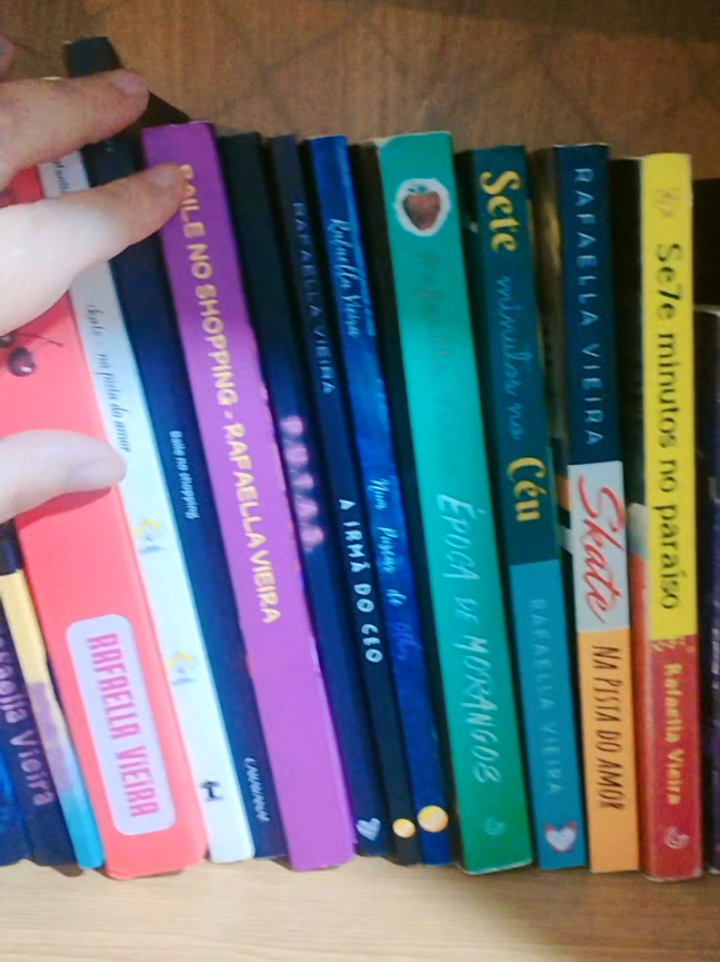 @Rafa Vieira📚 Autora Recifense