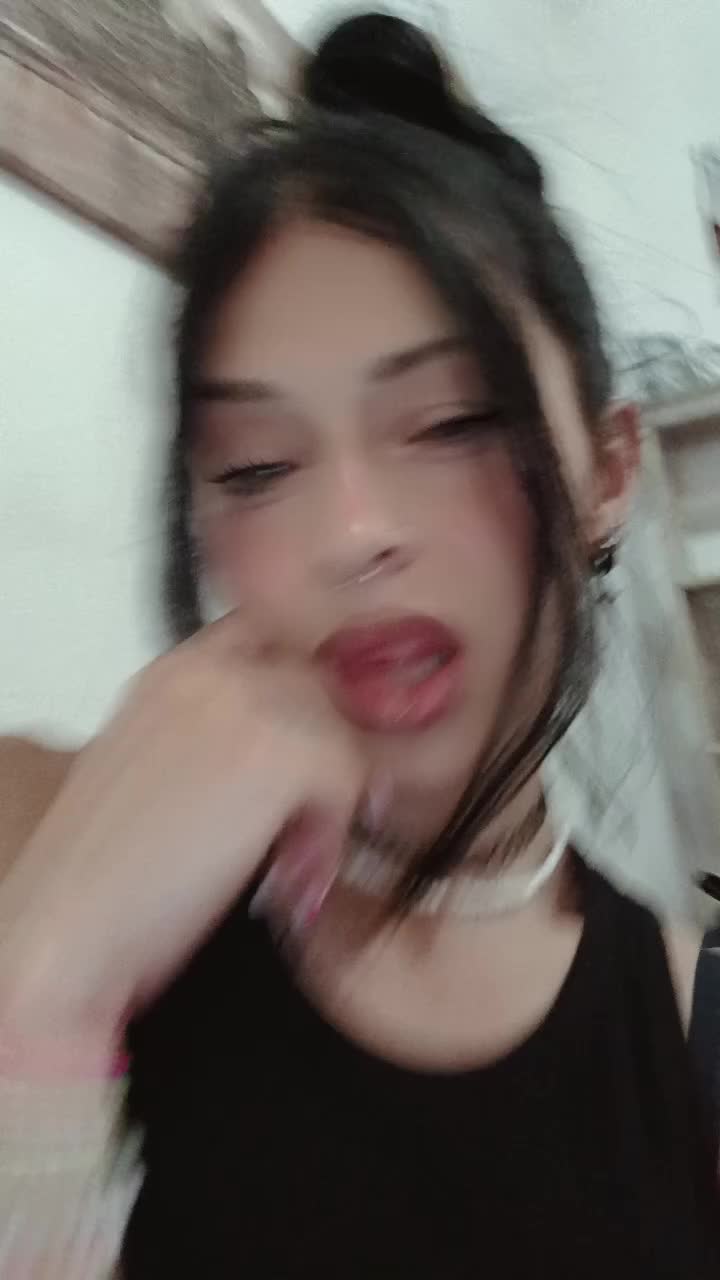 @Jeyy