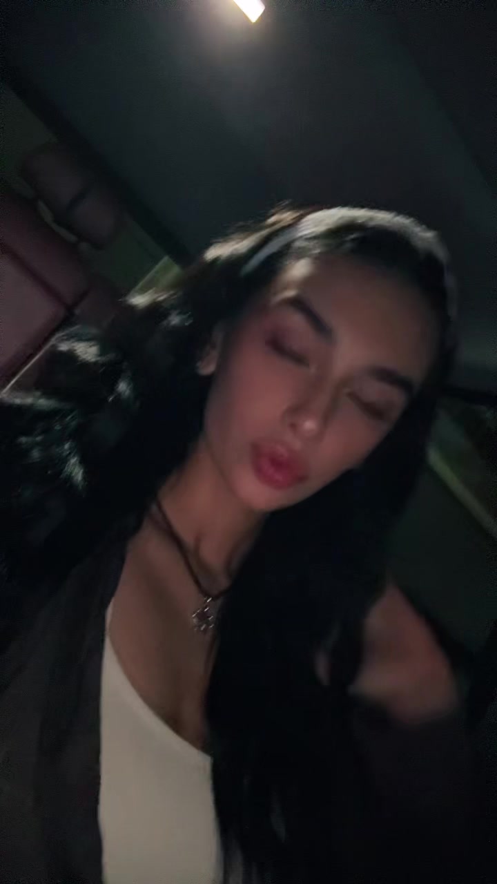 @️