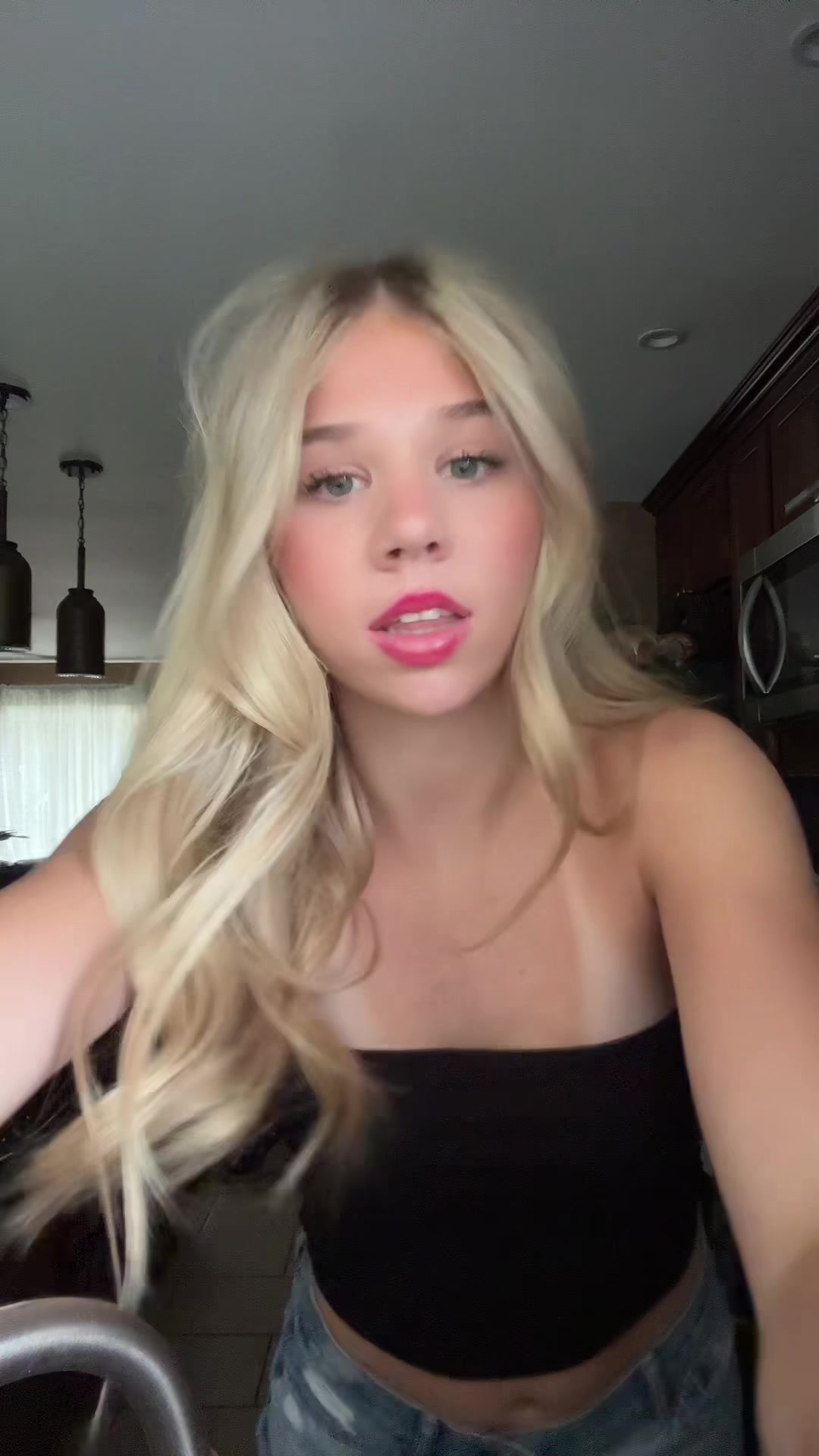 @julianne