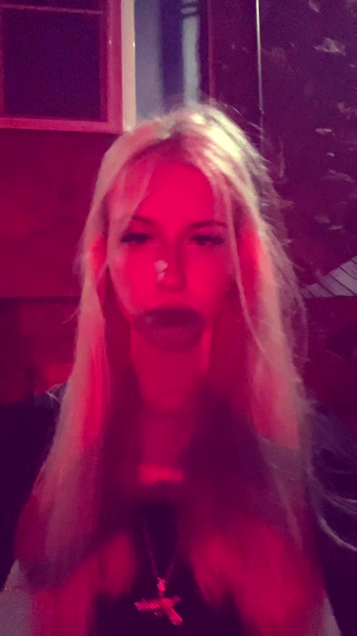 @Катёна💢