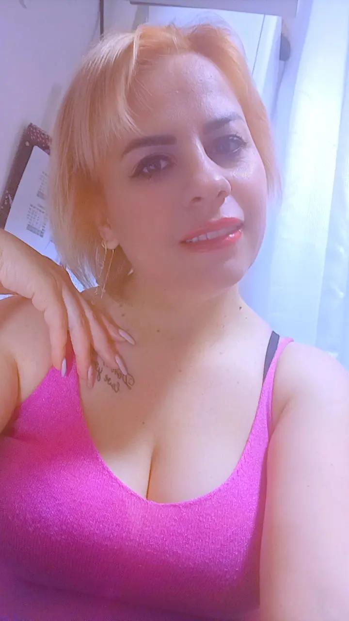 @🥰Alexandra Alexutza 🥰