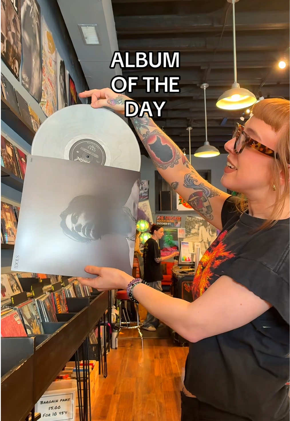 @thegirlattherecordshop
