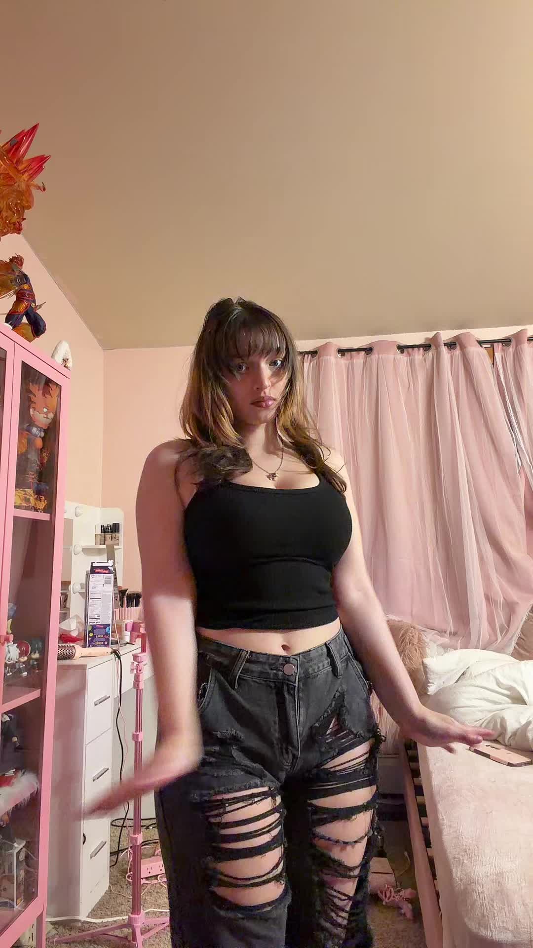 @shroomypixy