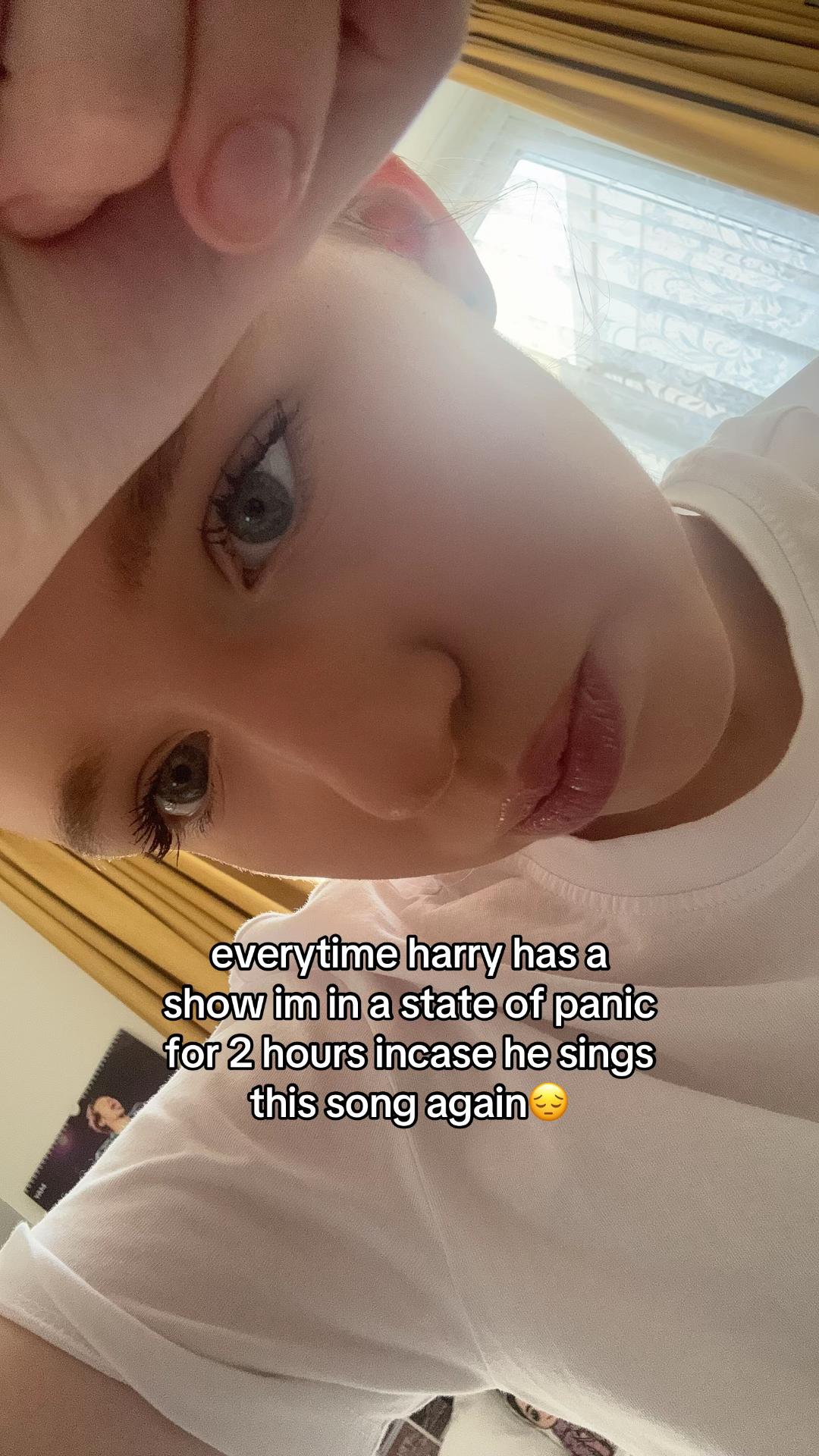 @erin୨୧