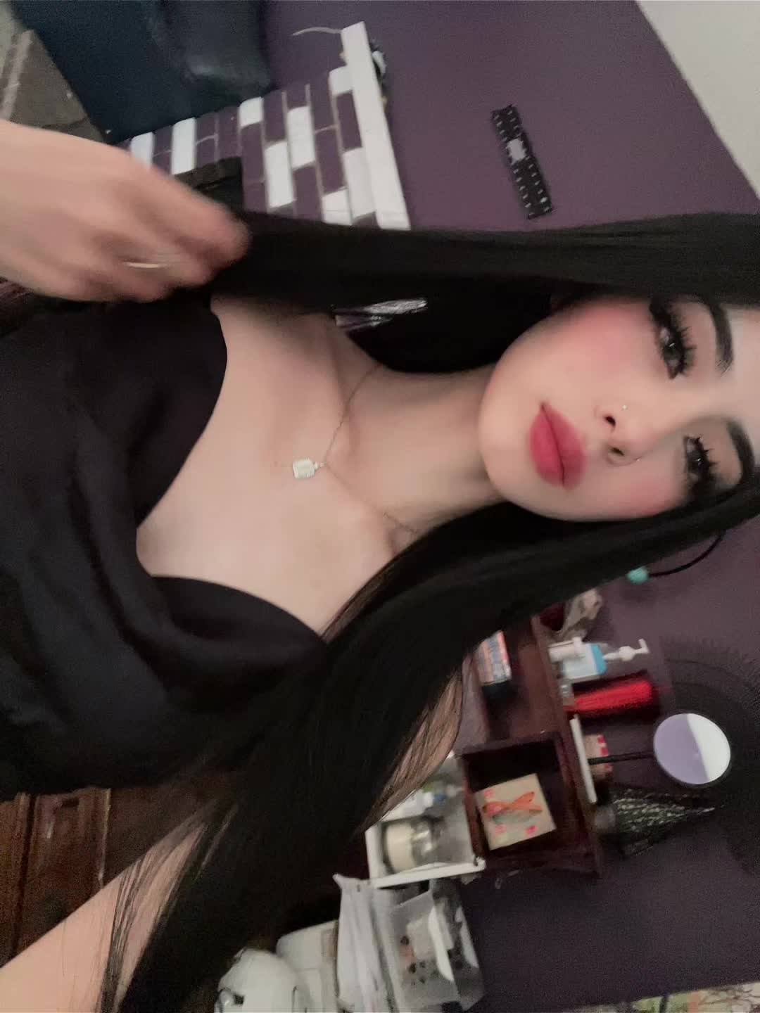 @Kimsita_m
