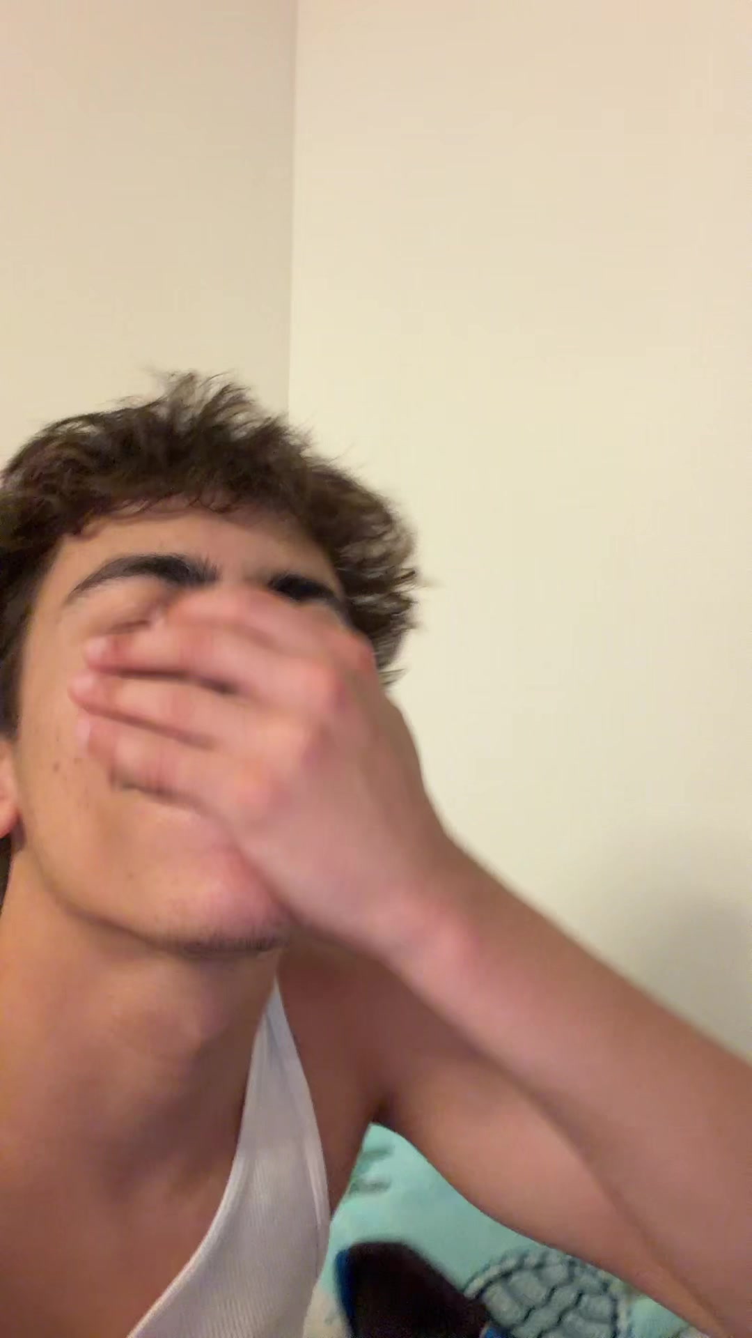 @iseezayy