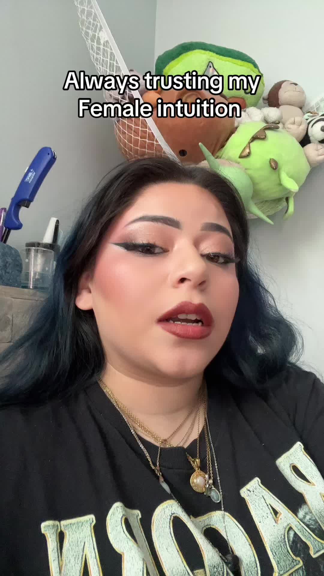 @athenaxiomara