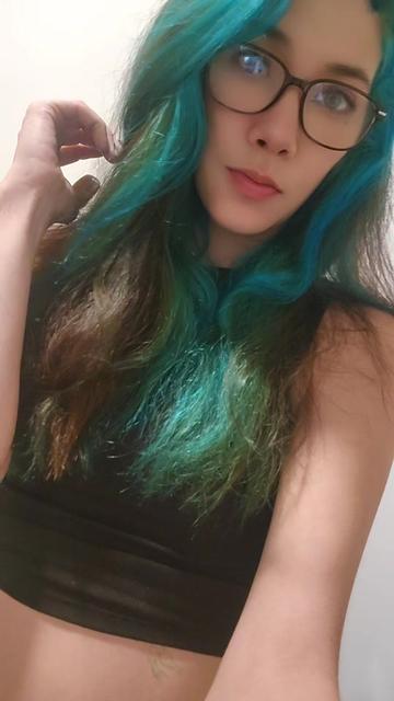 @Thegirlwiththecursemark