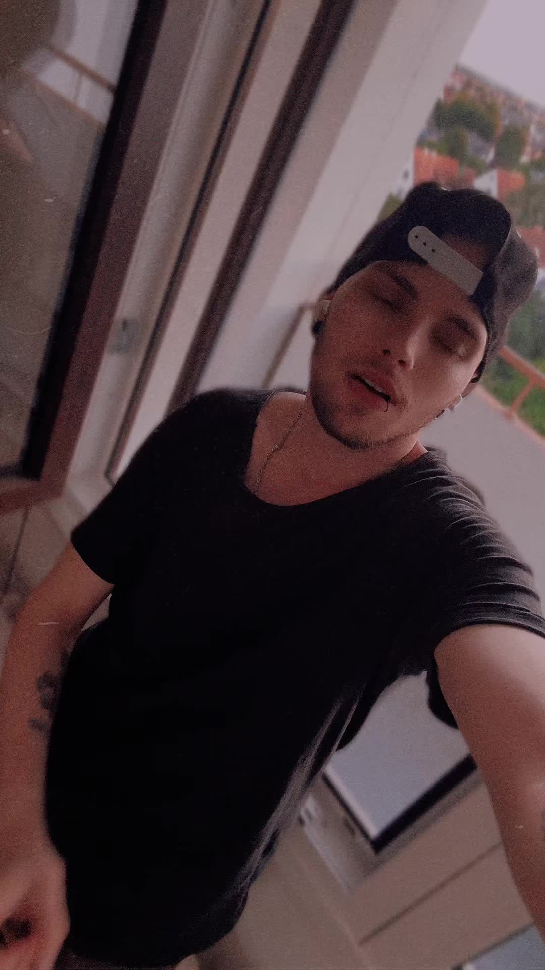 @Max_der_black_Boy