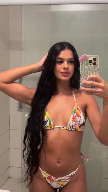 @Livia Victor