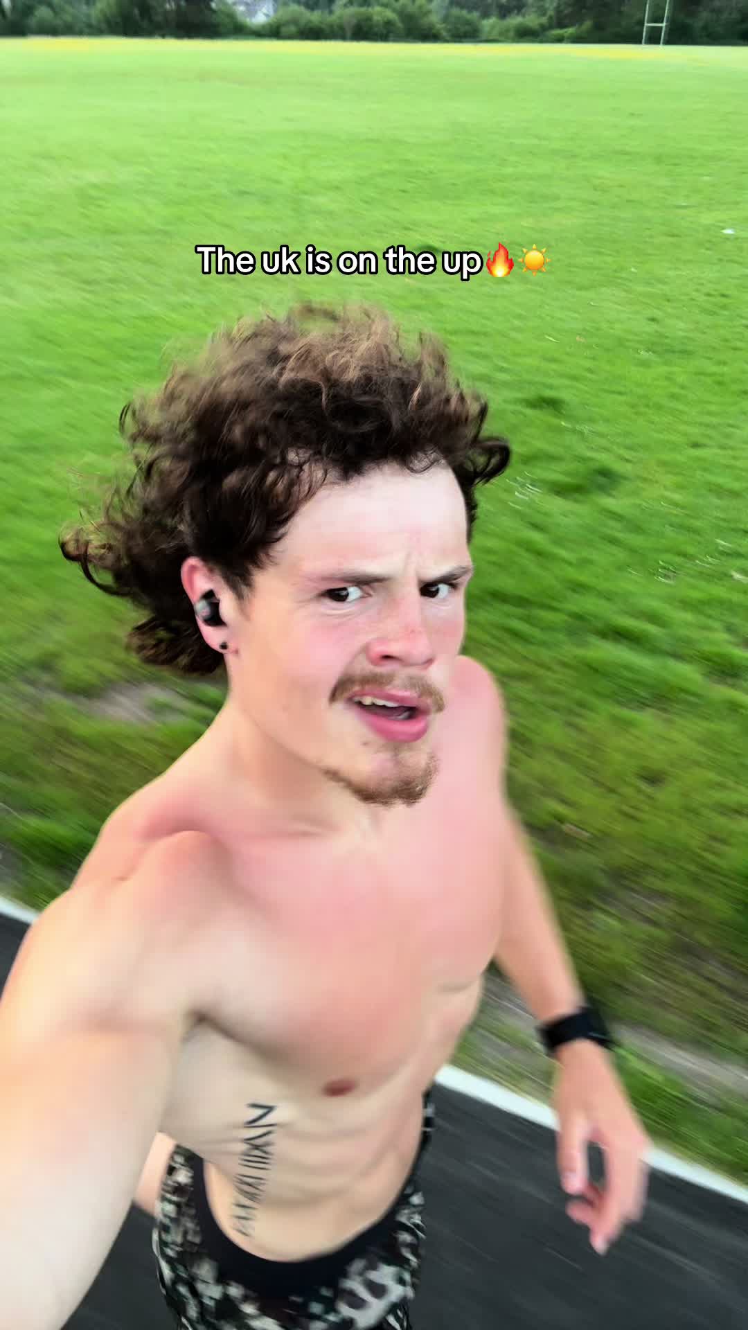 @kyanfitt