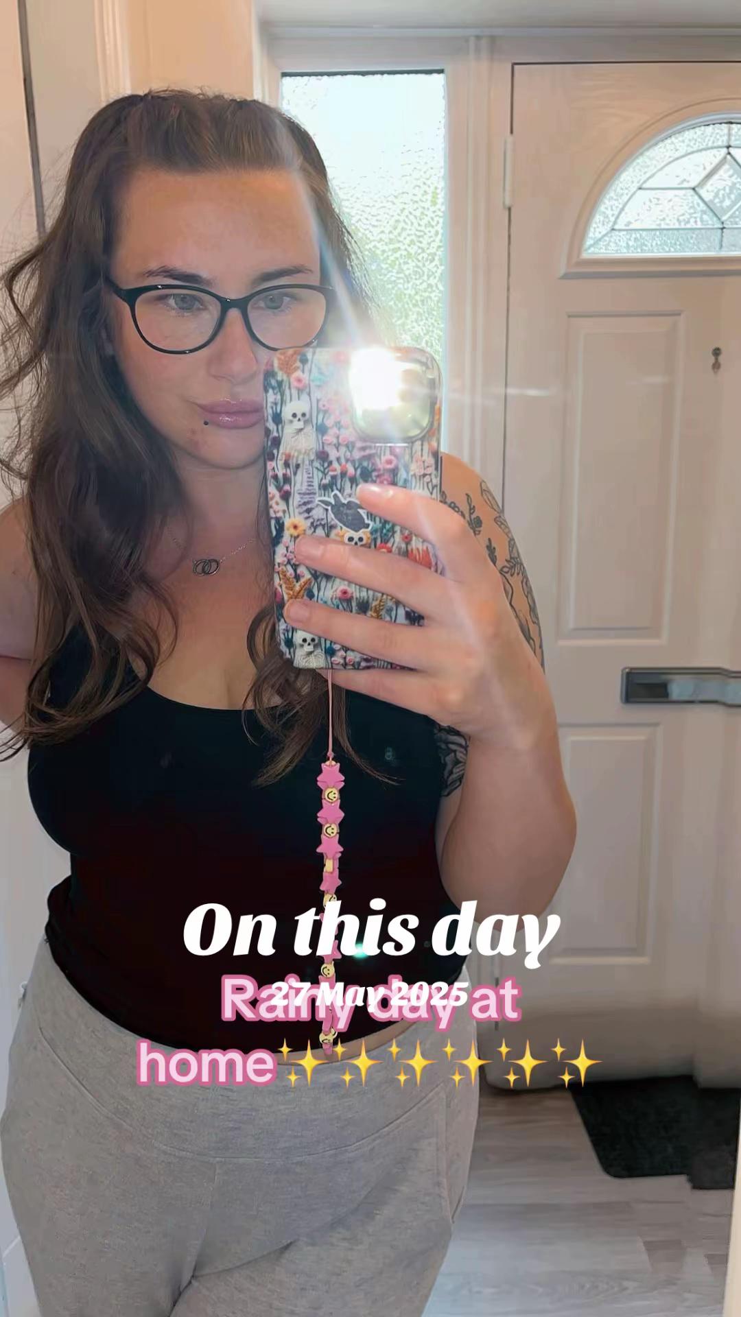 @MrsGeeWillis