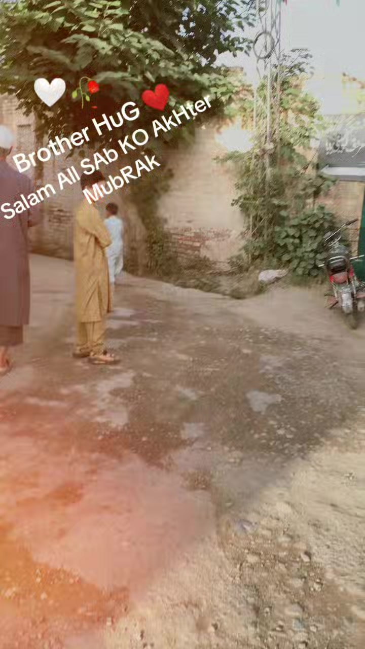 @B&agrave;s&iuml;t Aw&aacute;&ntilde;