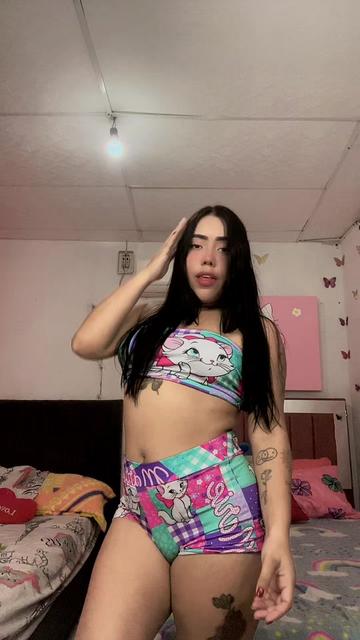 @💜💜Kary👯👯😈
