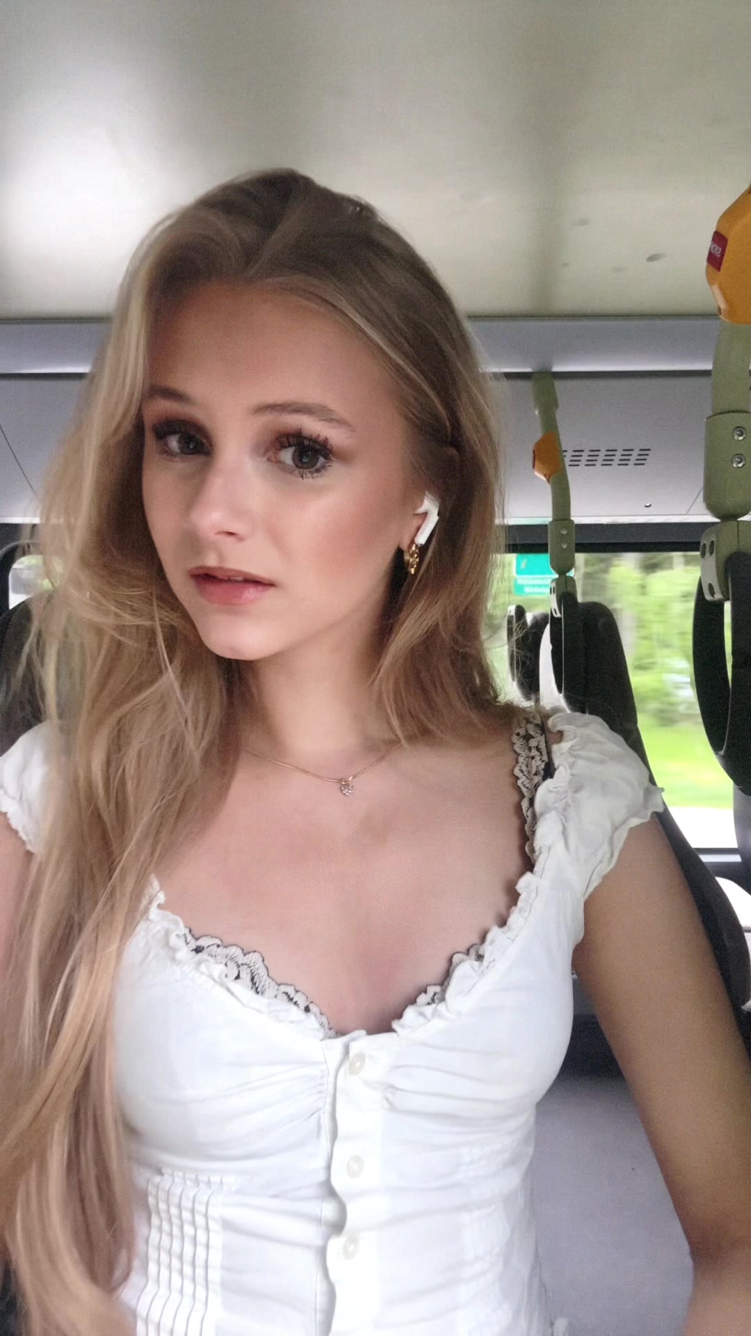 @𝒱𝒾𝒾𝓋𝒾 🎀